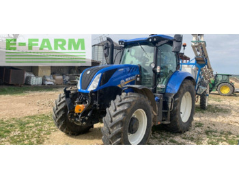 Traktor NEW HOLLAND T6