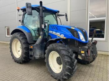 Traktor NEW HOLLAND T6.145