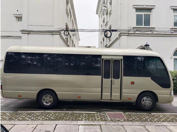 Primestni avtobus TOYOTA