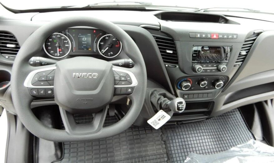 Nov Dostavno vozilo s kesonom IVECO Daily 50C16 Flatbed: slika 40