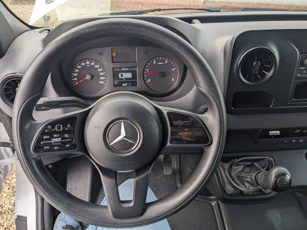 Dostavno vozilo z zabojnikom Mercedes-Benz Sprinter 514 CDi: slika 10