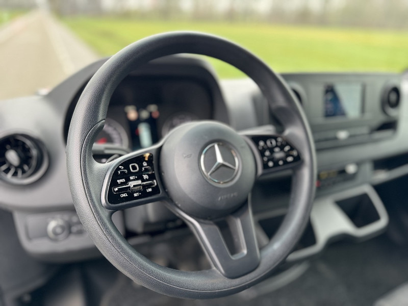 Furgon Mercedes-Benz Sprinter 519 6 cilinder 80dkm dubbel cabine 2021: slika 15