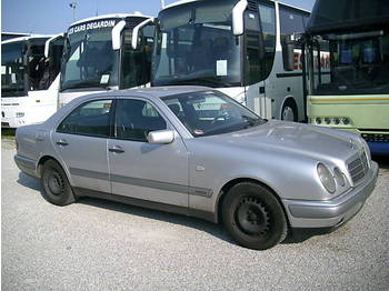 Mercedes-Benz E 300 TD Elegance - Avtomobil