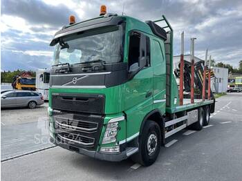 Prevoz lesa Volvo - FH500 X-Track