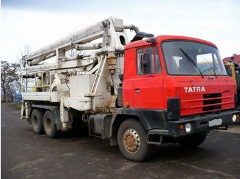 Tatra 815 betonumpa WIBAU - Črpalka za beton