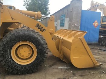 Kolesni nakladalec CATERPILLAR 966F
