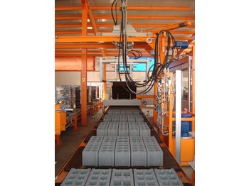 SUMAB Sweden HIGH BLOCK OUTPUT! R-1000 (2000 blocks/Hour) Stationary block machine - Oprema za betonska dela