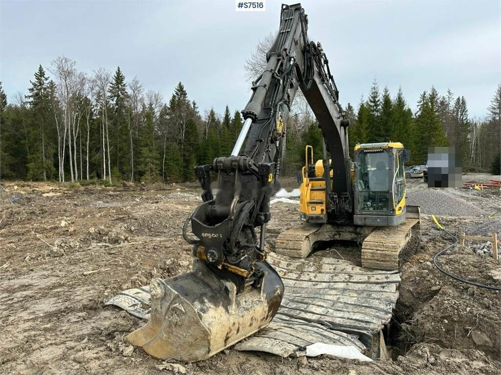 Bager goseničar Volvo ECR145DL Crawler excavator with rotor and buckets: slika 8