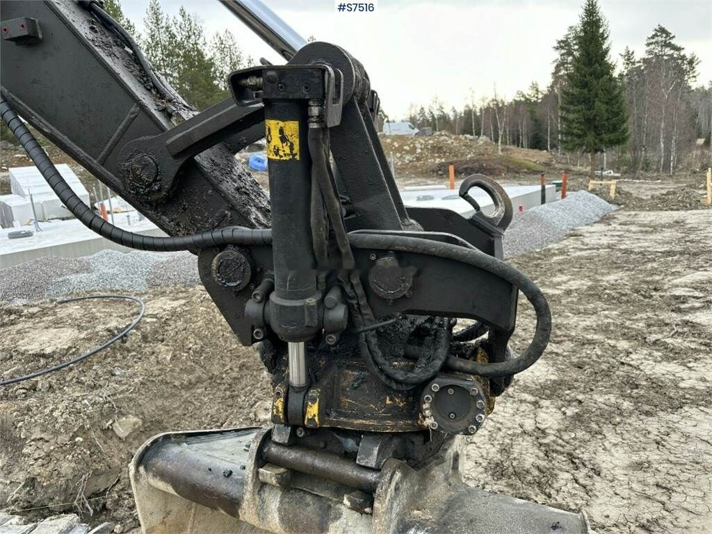 Bager goseničar Volvo ECR145DL Crawler excavator with rotor and buckets: slika 50