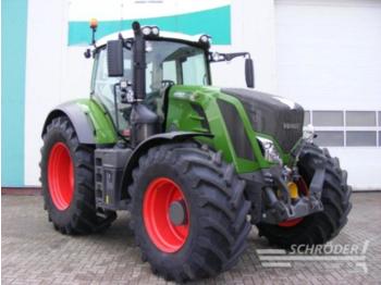 Traktor Fendt 824 Vario S4 Profi Plus: slika 1