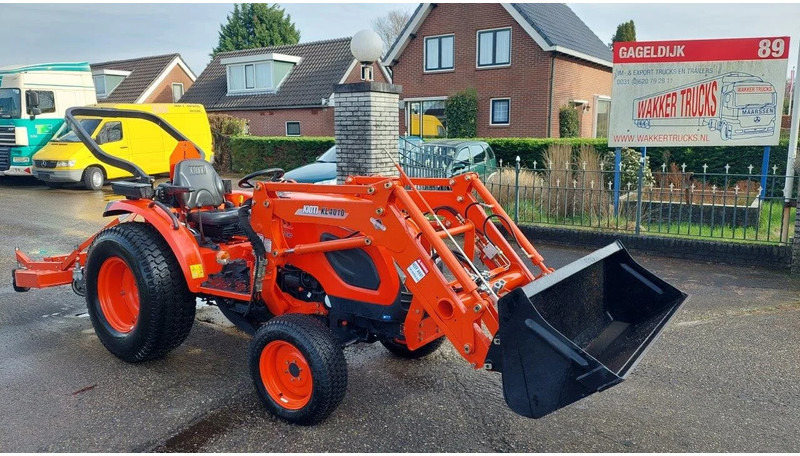 Mini traktor KIOTI KIOTI 4010 4X4 TRAKTOR MET VOORLADER: slika 2