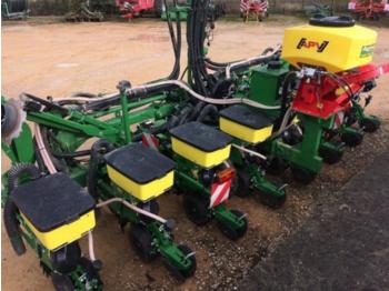 Natančna sejalnica John Deere 1725 nt 8 rangs