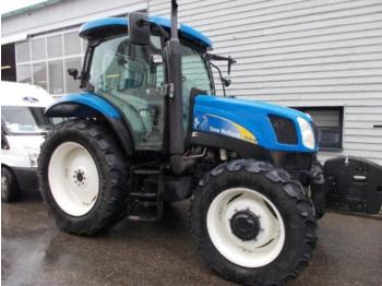 Traktor New Holland T 6010 PLUS: slika 1