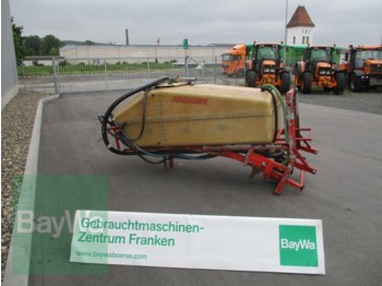 Jacoby Aufbaufaß 1400 l - Škropilnica montirana na traktor