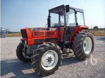 Kubota M7950DT - Traktor