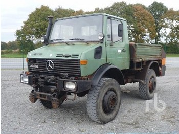 Mercedes-Benz UNIMOG U1500 - Traktor