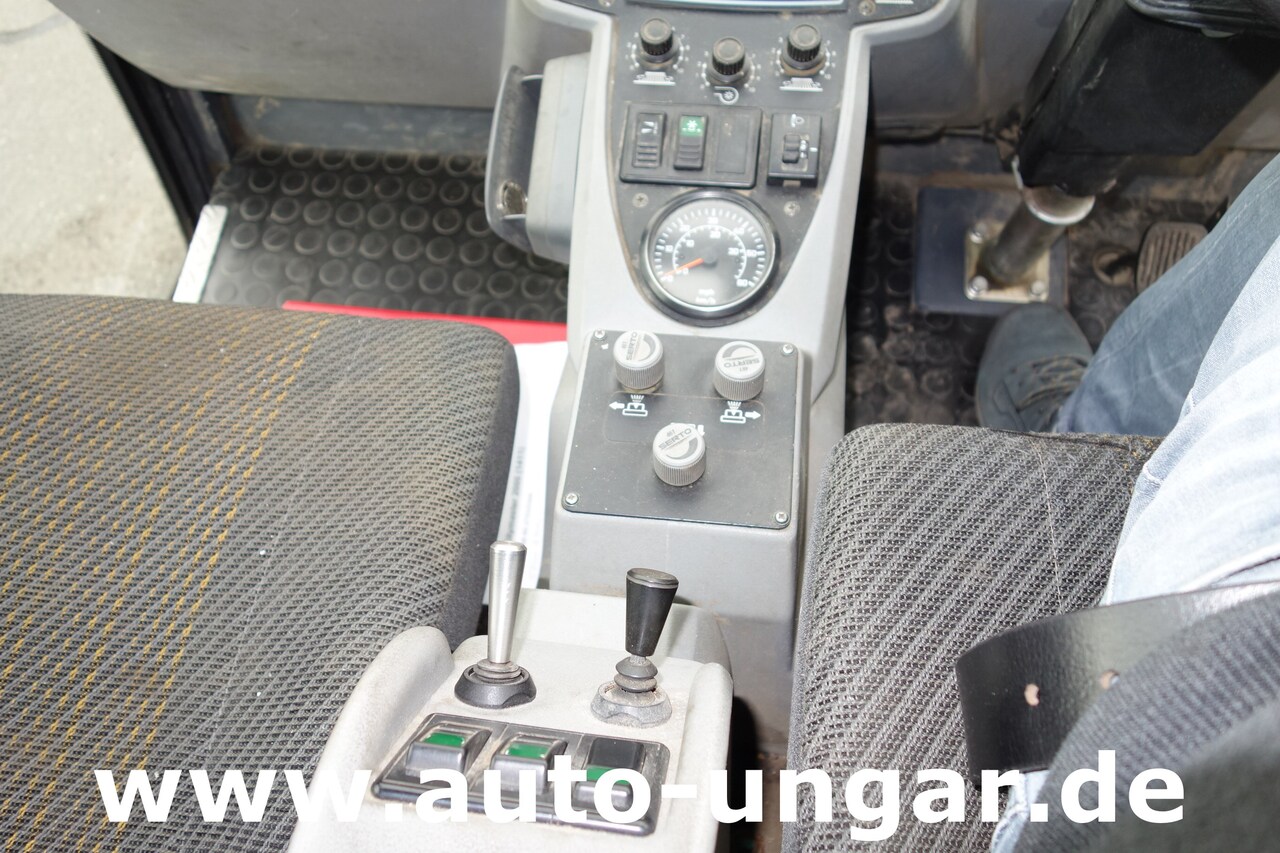 Vozilo za pometanje Hako CityMaster CM 2000 3. Besen Handsaugschlauch 4-Rad-Lenkung EU4: slika 8