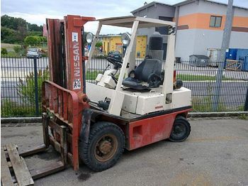 NISSAN EH02A25
 - Diesel viličar
