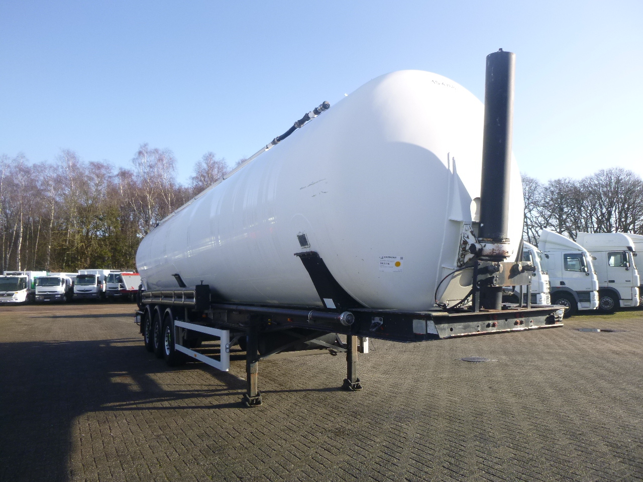 Polprikolica cisterna za transport moke Feldbinder Powder tank alu 63 m3 (tipping): slika 2