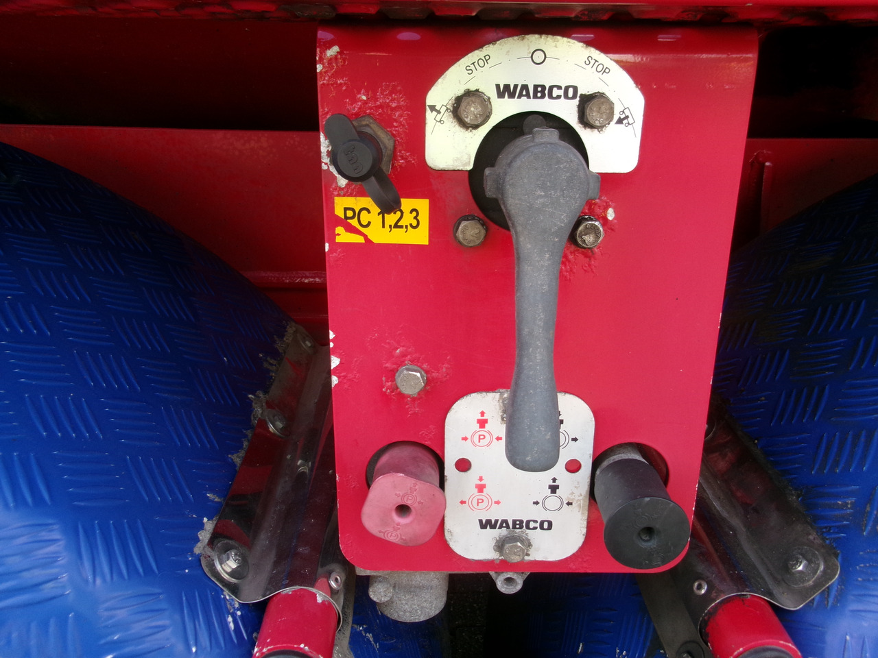 Polprikolica cisterna za transport goriva L.A.G. Fuel tank alu 44.4 m3 / 6 comp + pump: slika 19