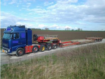 Nizko noseča polprikolica Nooteboom Lowbed + Volvo Truck