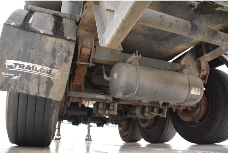 Polprikolica cisterna Trailer Bitumen tank trailer: slika 9