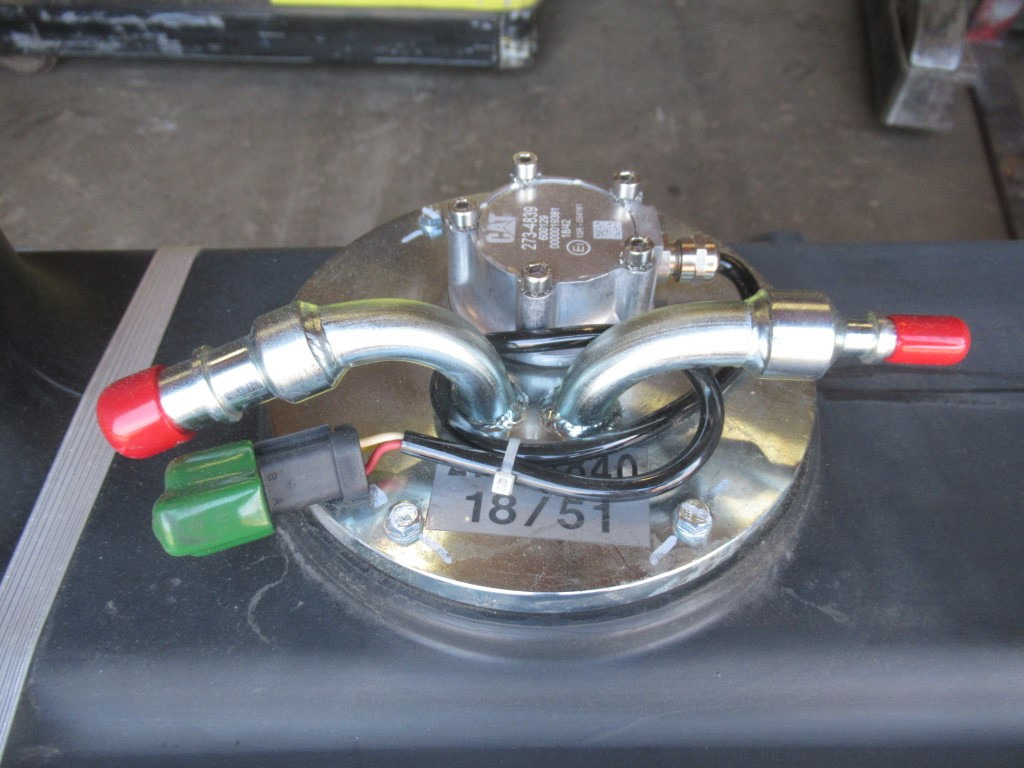 Nov Rezervoar za gorivo za Gradbeni stroj Caterpillar 2644759 -: slika 4