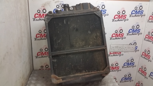 Hladilnik motorja za Traktor Ford 5640, 6640, 7740  Engine Water Cooling Radiator 82015101, 82010660: slika 3