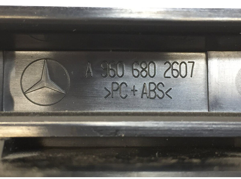 Odbijač za Tovornjak Mercedes-Benz Actros MP4 2551 (01.13-): slika 5