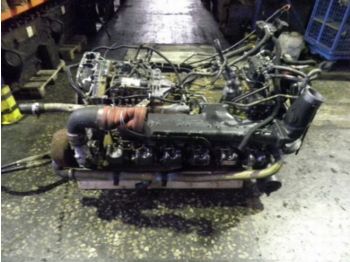 Motor in deli Mercedes Benz Engine: slika 1