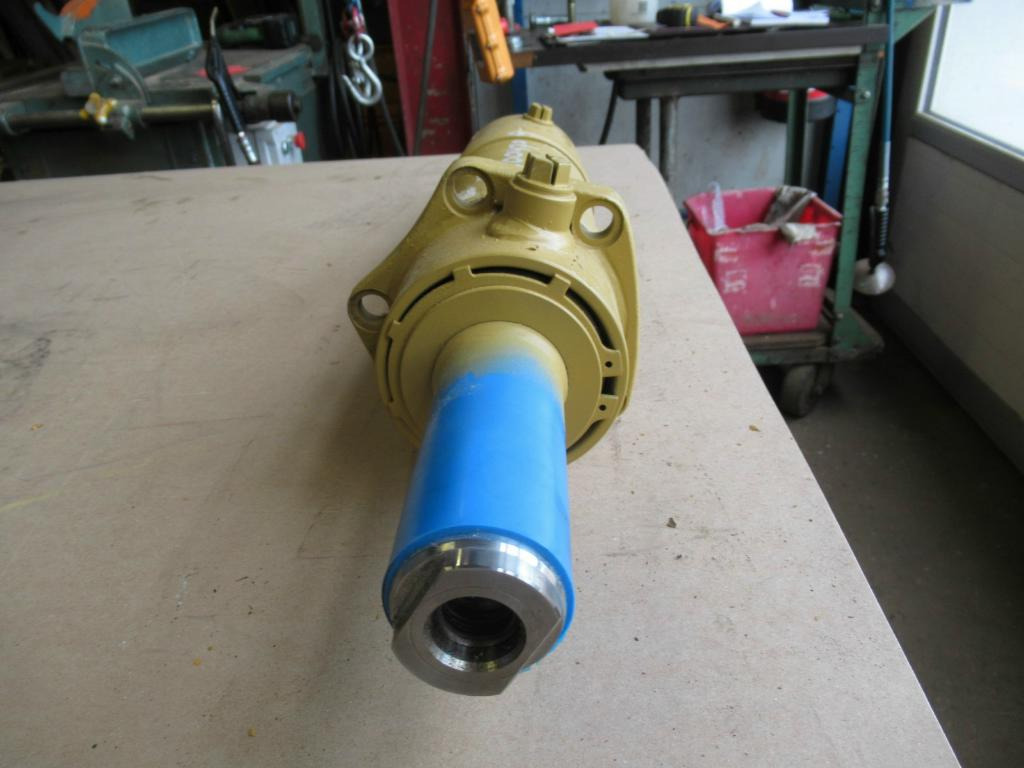 Nov Hidravlični cilinder za Gradbeni stroj New Holland 153310776 -: slika 3