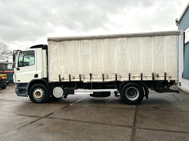 Tovornjak s ponjavo DAF 75 .310 4x2 WITH CURTAINSIDE BOX (EURO 3 / MANUAL GEARBOX / AIRCONDITIONING / 2.000 KG. LOADING PLATFORM): slika 6