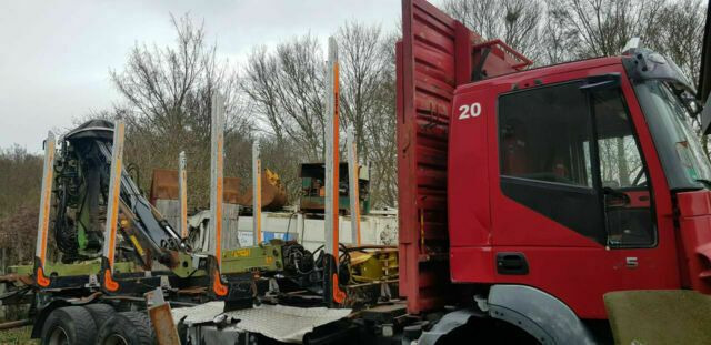 Tovornjak za prevoz lesa, Tovornjak z dvigalom Iveco AD260T450PS 6x4 Blatt Blatt (E:5): slika 7