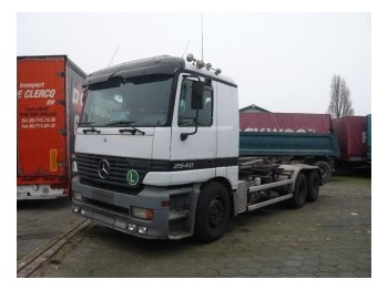 Mercedes-Benz 2540 - Kontejnerski tovornjak/ Tovornjak z zamenljivim tovoriščem