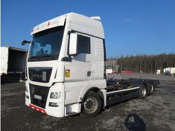 Kontejnerski tovornjak/ Tovornjak z zamenljivim tovoriščem MAN - BDF Jumbo 782 Hoch und Tiefkupplung: slika 1