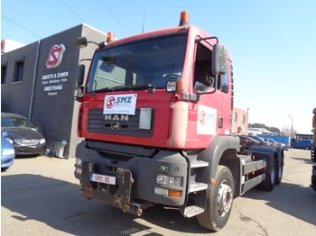 Kontejnerski tovornjak/ Tovornjak z zamenljivim tovoriščem MAN TGA 33.390 6x4 manual: slika 1