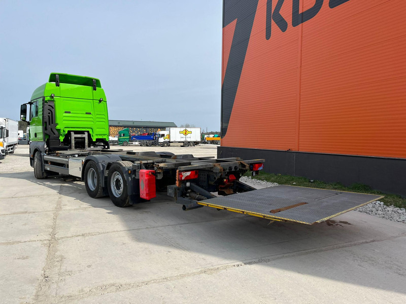 Kontejnerski tovornjak/ Tovornjak z zamenljivim tovoriščem MAN TGX 26.500 6x2 ADR: slika 13