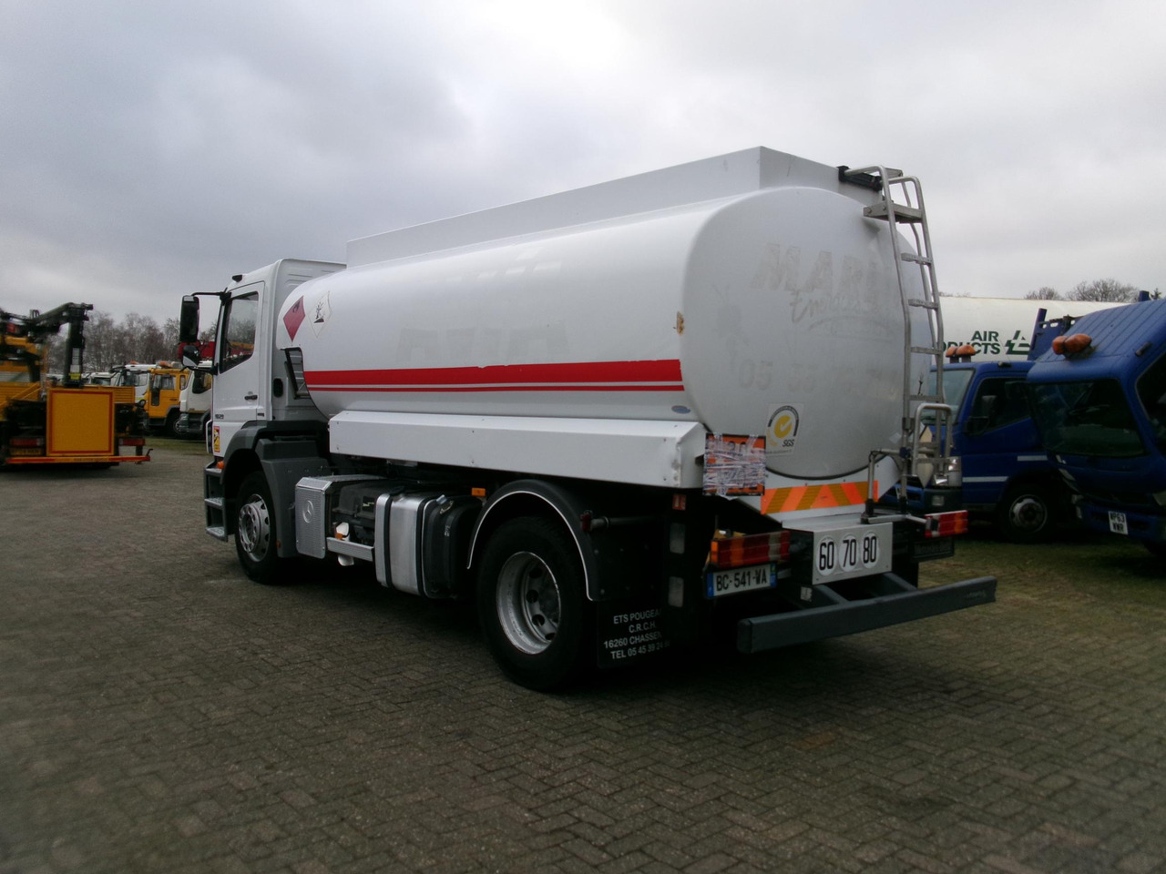 Tovornjak cisterna za transport goriva Mercedes Axor 1829 4x2 steel fuel tank 13 m3 / 5 comp / ADR 01/2024: slika 3