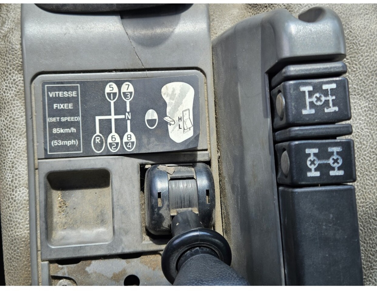 Tovornjak cisterna Renault Kerax 420 6x4 Vacuum and P|ressure Truck Manual gearbox: slika 23