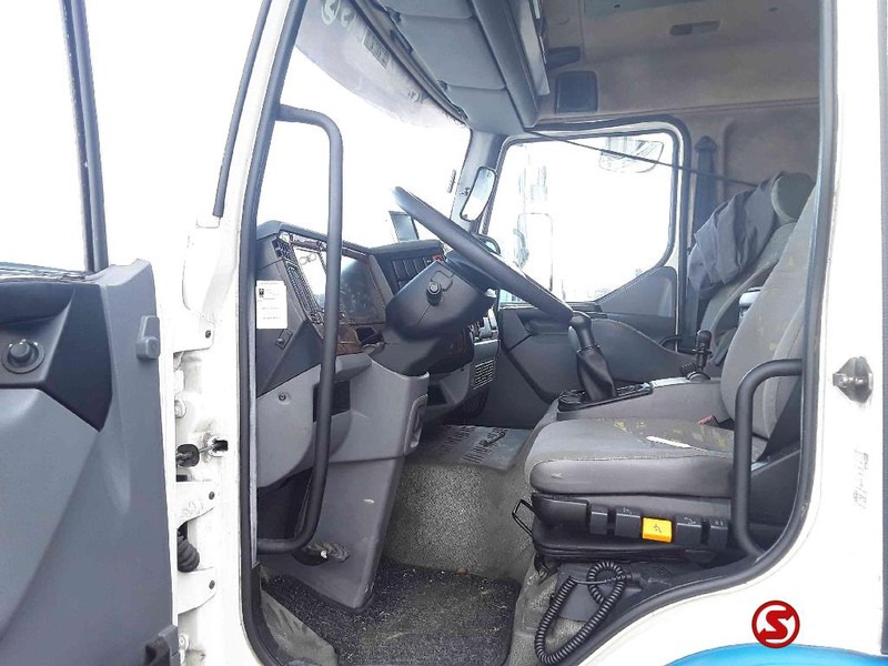 Tovornjak za prevoz živine Renault Midlum 210 manual pump/airco: slika 7