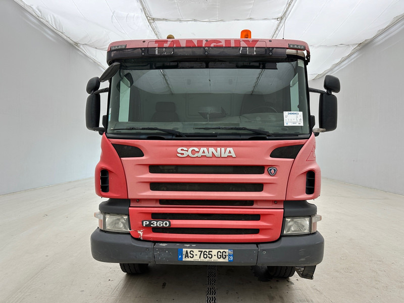 Tovornjak s kesonom, Tovornjak z dvigalom Scania P400 - 6x4: slika 2