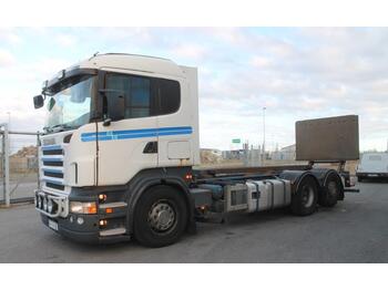Kontejnerski tovornjak/ Tovornjak z zamenljivim tovoriščem Scania R420 LB 6X2*4 MNB +Bakgavellyft: slika 1