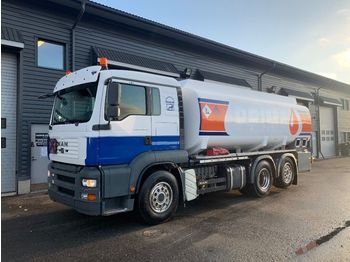 Tovornjak cisterna MAN TGA 26.400 6x2*4