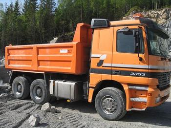 MERCEDES 3353 6x4 - Tovornjak-šasija