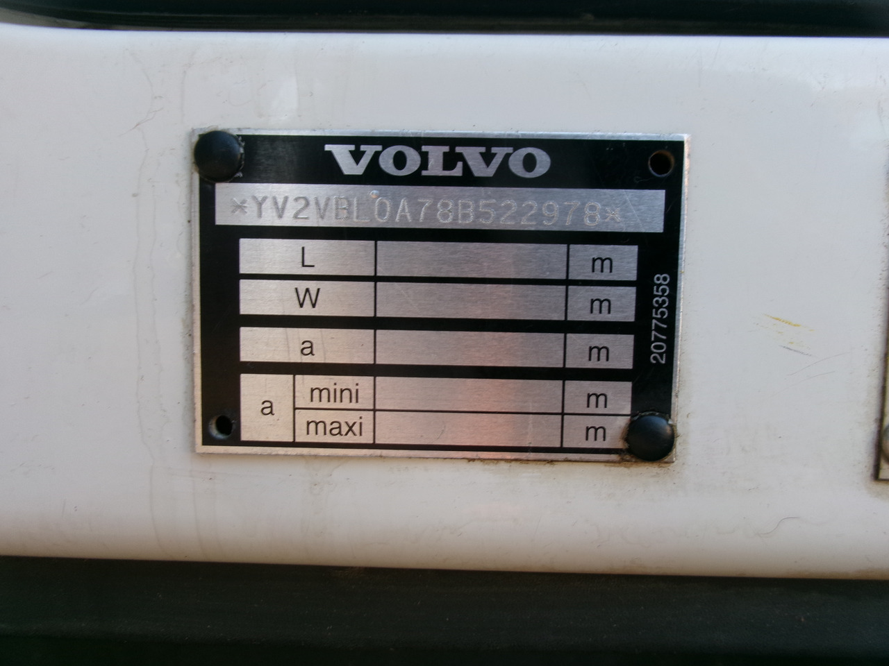 Tovornjak cisterna za transport goriva Volvo FE 280 4x2 fuel tank 13.3 m3 / 4 comp: slika 34
