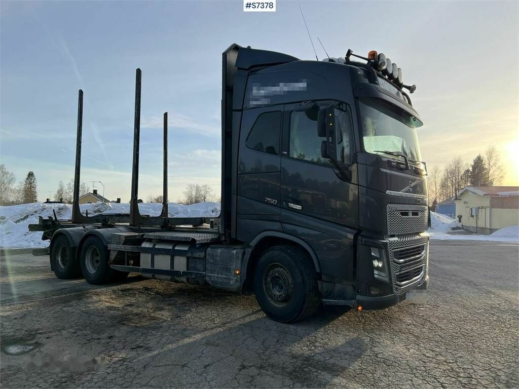 Tovornjak za prevoz lesa Volvo FH16: slika 19