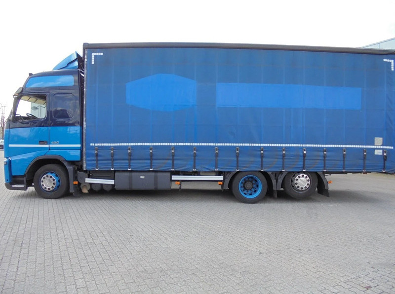 Tovornjak s ponjavo Volvo FH 420 6X2 EUR5: slika 4