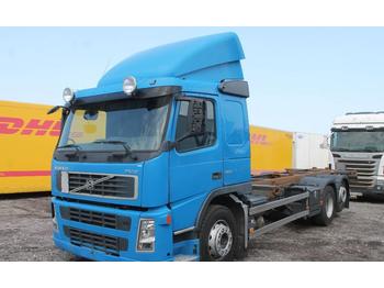 Kontejnerski tovornjak/ Tovornjak z zamenljivim tovoriščem Volvo FM9 380 6X2 (Ej regbevis. Reservdelsbil): slika 1
