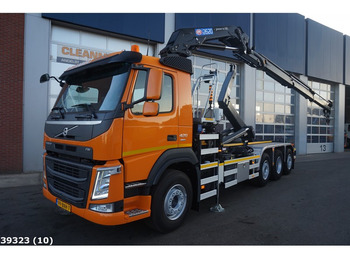 Kotalni prekucni tovornjak, Tovornjak z dvigalom Volvo FM 420 8x2 HMF 26 ton/meter laadkraan: slika 1