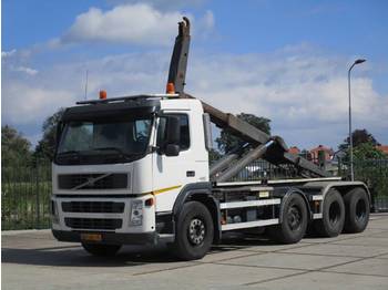 Kotalni prekucni tovornjak Volvo FM 440 8X4: slika 1